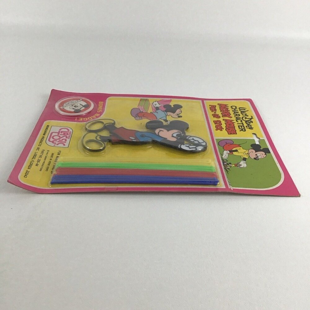 Disney Character Mickey Mouse Pick Up Sticks Classic Game Badge Vintage 80s Toy - Picture 5 of 6